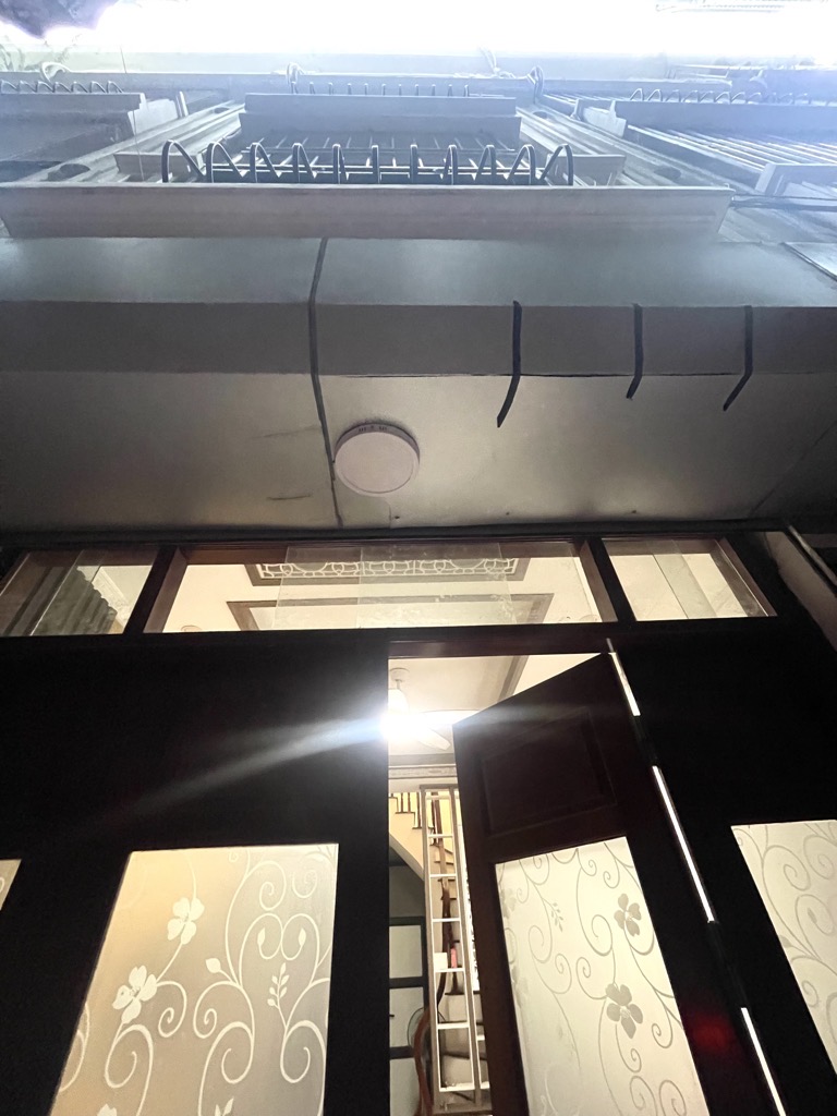 NHÀ ĐẸP Ở LUÔN – KHU VỰC NHIỀU TIỆN ÍCH, DÂN CƯ THÂN THIỆN -DT 31M2 – GIÁ CHỈ 6 TỶ HƠN.